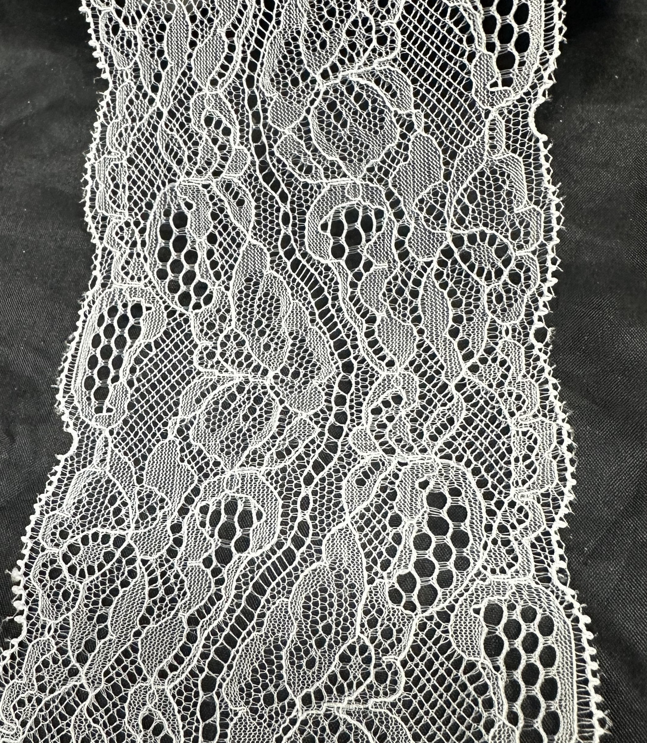 Дантела полиестерна, 10 см